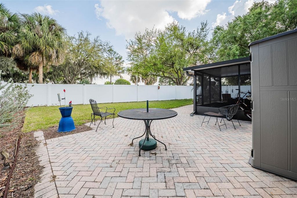 Image 29 of property listing at 2200 BLACKWOOD DRIVE, Mulberry, FL 33860