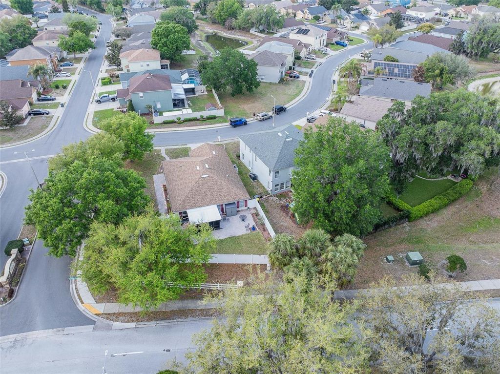 Image 32 of property listing at 2200 BLACKWOOD DRIVE, Mulberry, FL 33860