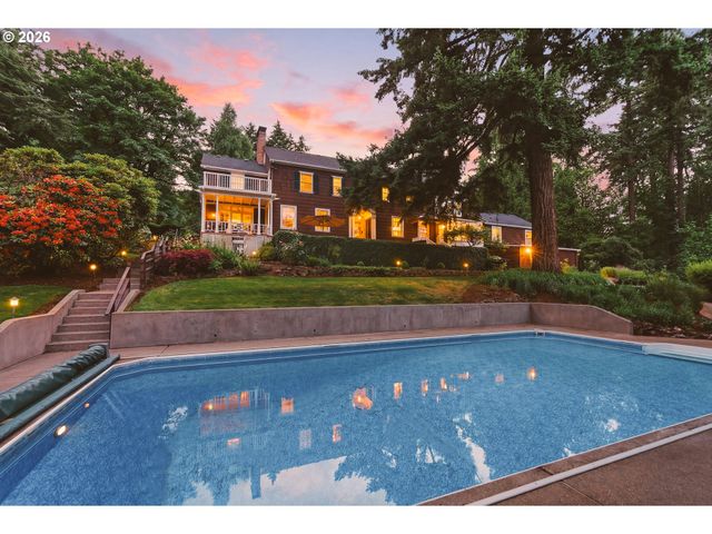 2030 S MILITARY Rd, Portland, OR 97219
