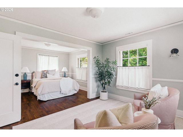 2030 S MILITARY Rd, Portland, OR 97219