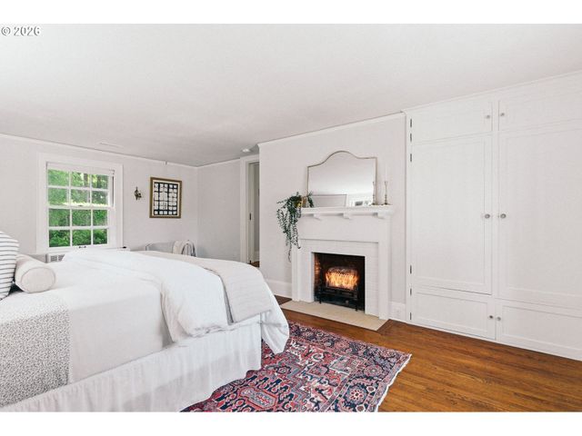 2030 S MILITARY Rd, Portland, OR 97219