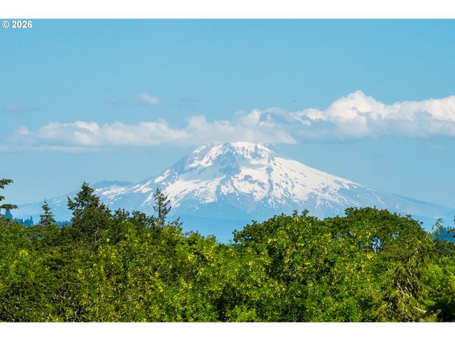 2030 S MILITARY Rd, Portland, OR 97219
