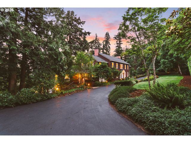 2030 S MILITARY Rd, Portland, OR 97219