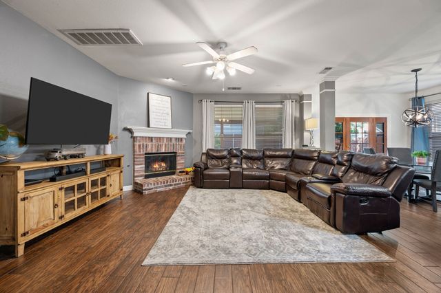 13341 Ridgepointe Road, Fort Worth, TX 76244