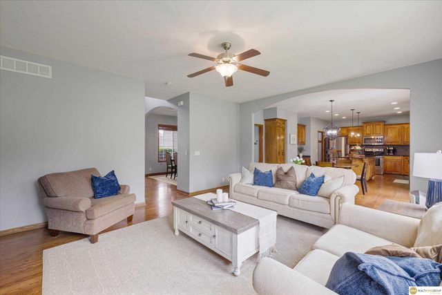 4222 N 175 Street, Omaha, NE 68116