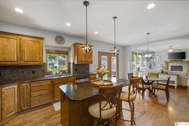 4222 N 175 Street, Omaha, NE 68116