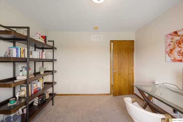 4222 N 175 Street, Omaha, NE 68116