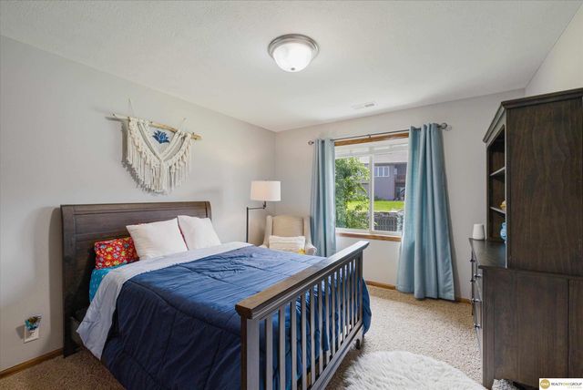 4222 N 175 Street, Omaha, NE 68116