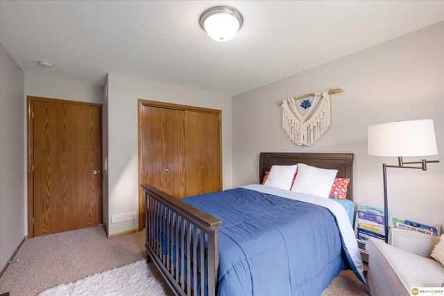 4222 N 175 Street, Omaha, NE 68116