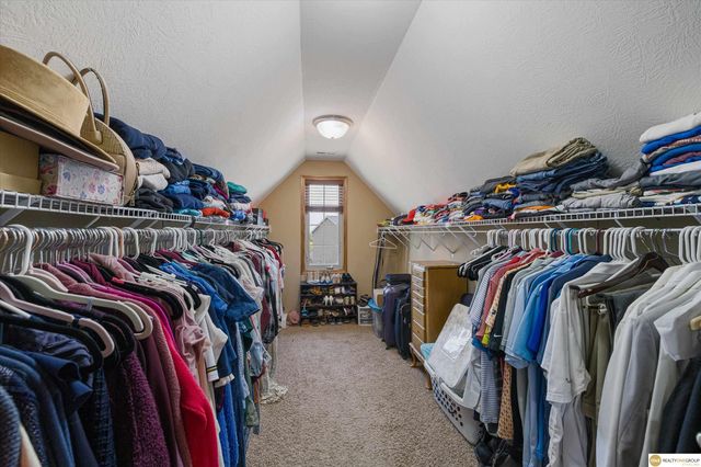 4222 N 175 Street, Omaha, NE 68116