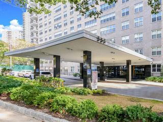 555 Kappock Street 16k, Bronx, NY 10463
