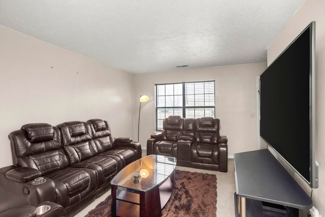 700 Oakdell Ave, Madison, TN 37115