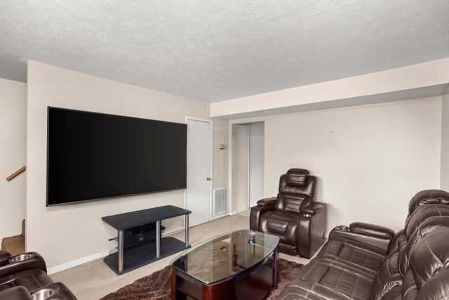 700 Oakdell Ave, Madison, TN 37115