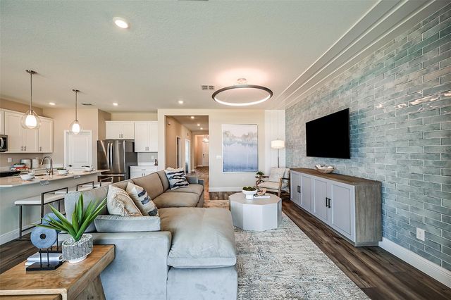 33495 HAMMOCK BEACH WAY, Dade City, FL 33525