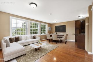 2905 Foothill Drive, Westlake Village, CA 91361