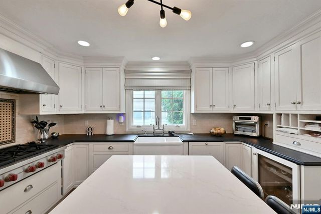 76 Engle Street, Tenafly, NJ 07670