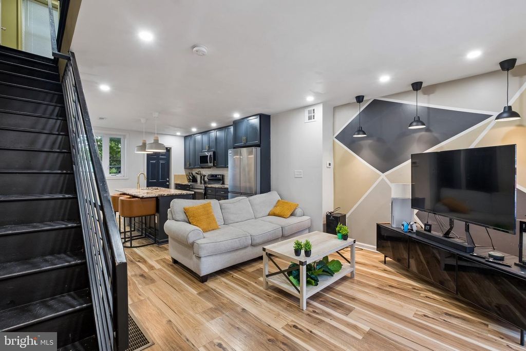 5514 RACE ST, PHILADELPHIA, PA 19139 — exterior
