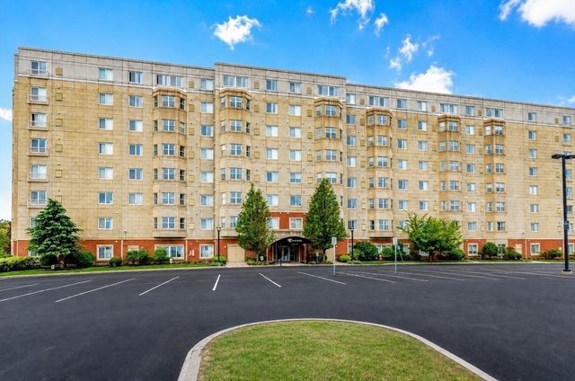 1 Cityview Ln 211, Quincy, MA 02169