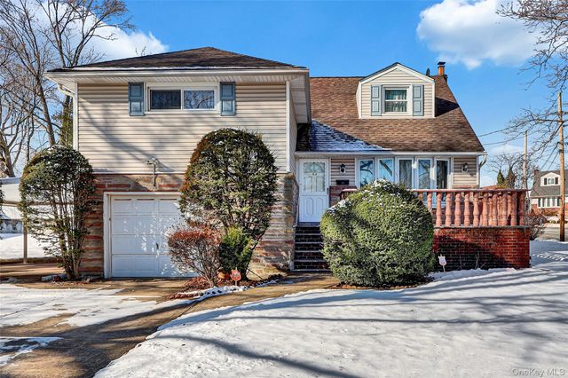 94 Joan Court, Elmont, NY 11003