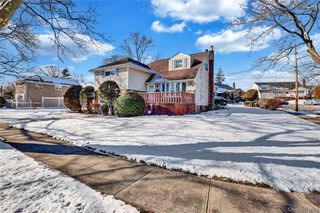 94 Joan Court, Elmont, NY 11003