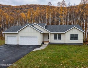 1622 S Rushing Stream Circle, Wasilla, AK 99654