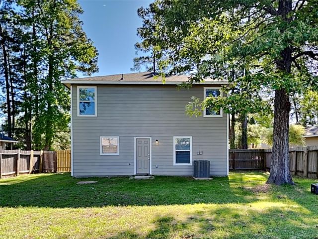 16778 Fallen Timbers Drive, Conroe, TX 77385