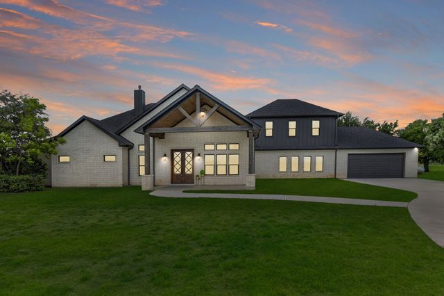 10373 Bobbie Lane, Pilot Point, TX 76258