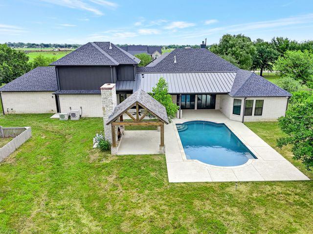 10373 Bobbie Lane, Pilot Point, TX 76258