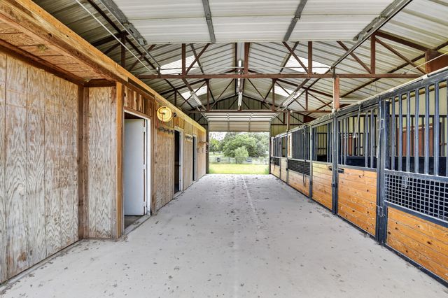 10373 Bobbie Lane, Pilot Point, TX 76258