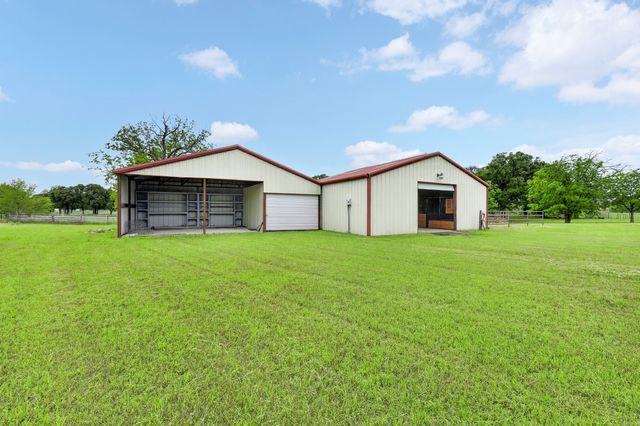 10373 Bobbie Lane, Pilot Point, TX 76258