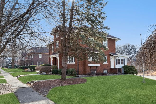 2311 12th Street, Moline, IL 61265