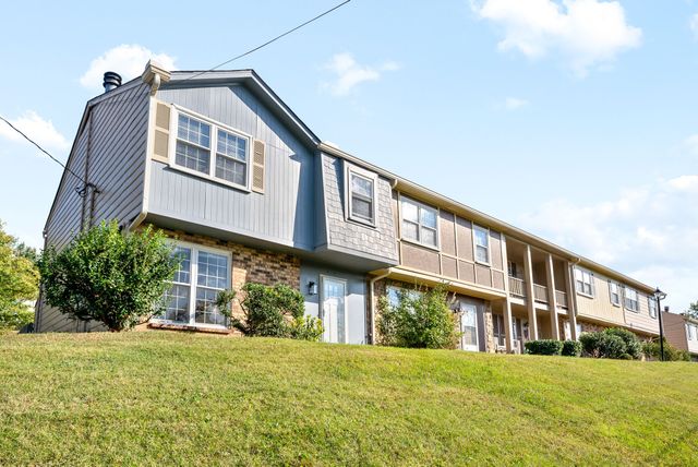5600 Country Dr Apt 316, Nashville, TN 37211