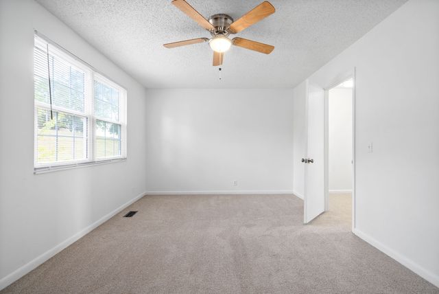 5600 Country Dr Apt 316, Nashville, TN 37211