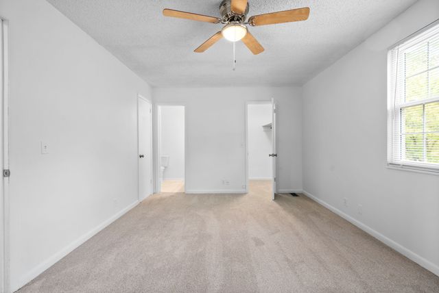5600 Country Dr Apt 316, Nashville, TN 37211