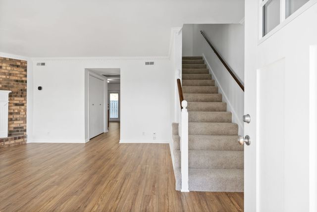 5600 Country Dr Apt 316, Nashville, TN 37211