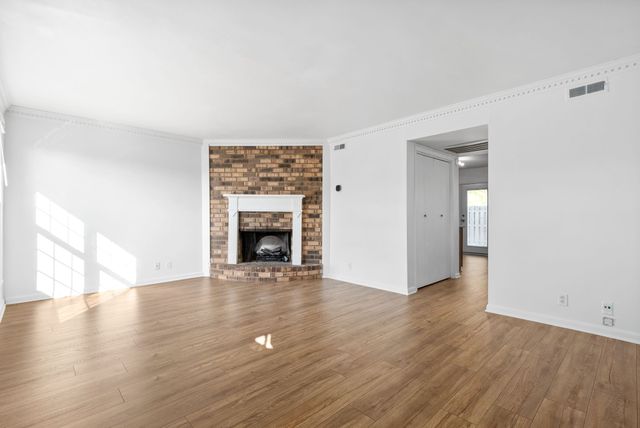5600 Country Dr Apt 316, Nashville, TN 37211