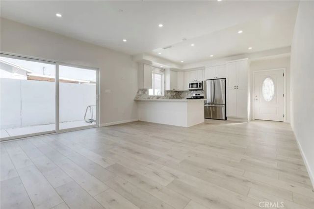 7408 Radford Ave, North Hollywood, CA 91605