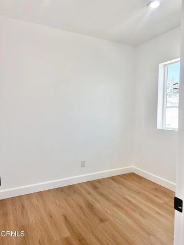 324 N J Street, Oxnard, CA 93030