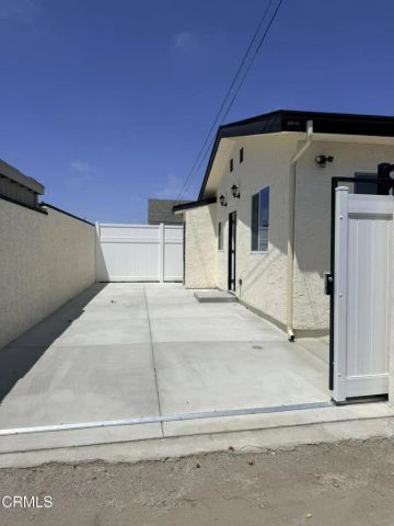 324 N J Street, Oxnard, CA 93030
