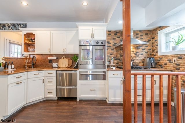 77 1St Ave, Little Falls Twp., NJ 07424
