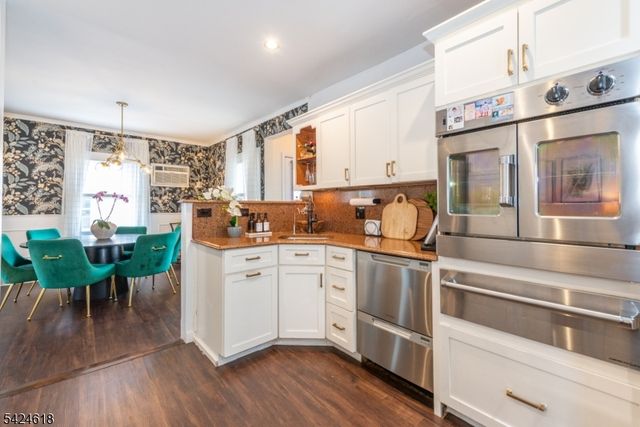 77 1St Ave, Little Falls Twp., NJ 07424