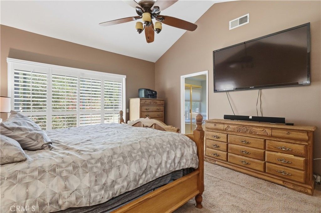 Image 25 of property listing at 9734 Kentland, Chatsworth, CA 91311