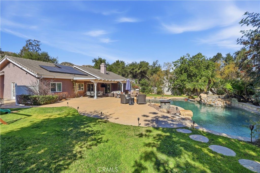 Image 40 of property listing at 9734 Kentland, Chatsworth, CA 91311