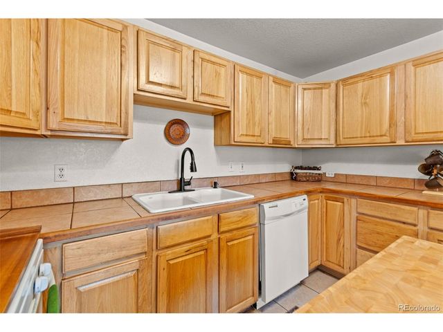 211 Appleby St, Bailey, CO 80421