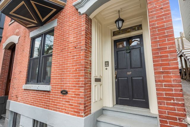117 High St, Boston, MA 02129
