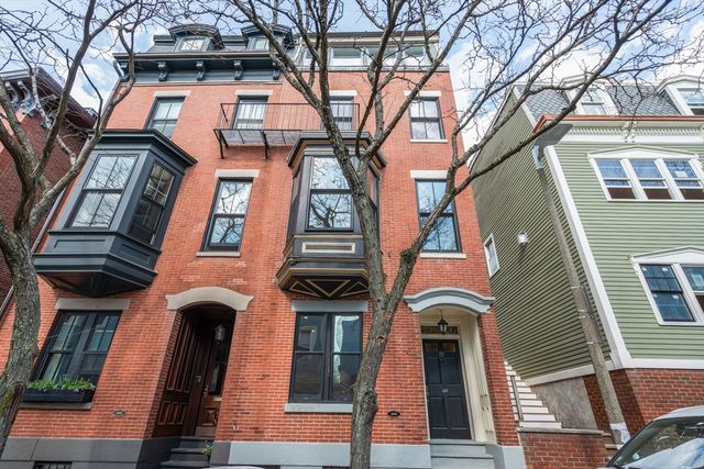 117 High St, Boston, MA 02129