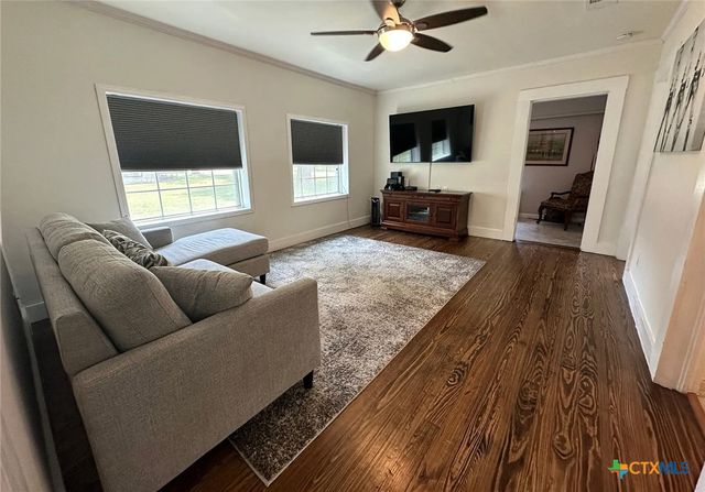 509 Reiley Road, Seguin, TX 78155