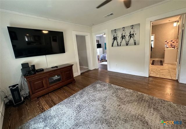 509 Reiley Road, Seguin, TX 78155