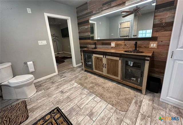 509 Reiley Road, Seguin, TX 78155