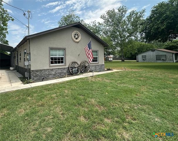 509 Reiley Road, Seguin, TX 78155